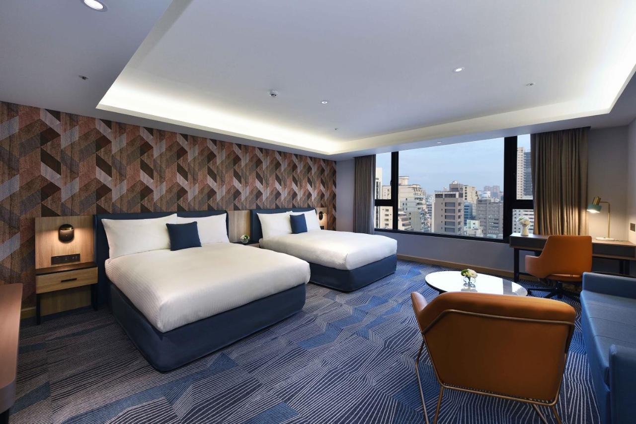 Hotel Fullon Poshtel - Kaohsiung Esterno foto
