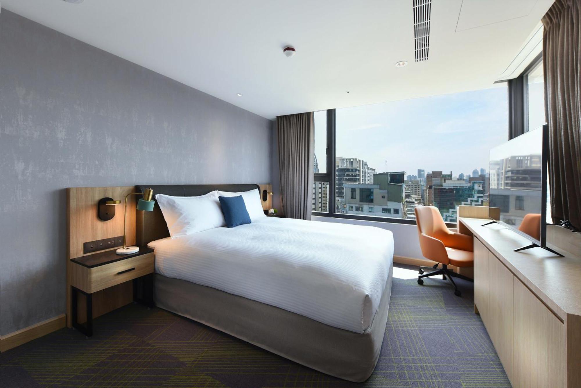 Hotel Fullon Poshtel - Kaohsiung Esterno foto